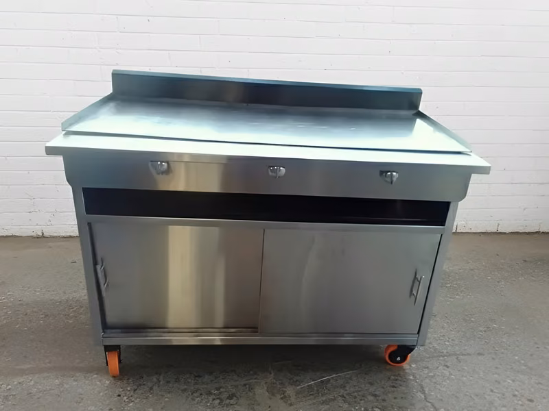 Plancha para asar a gas de acero inoxidable con gabinete